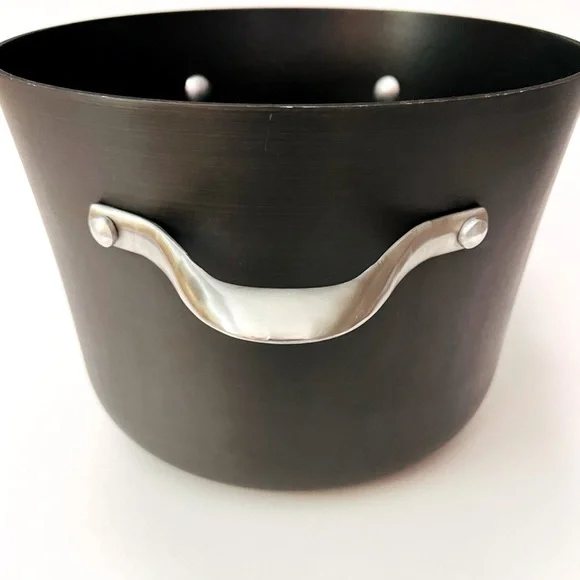 Calphalon Contemporary 8 Qt Pot - Picture 5 of 9